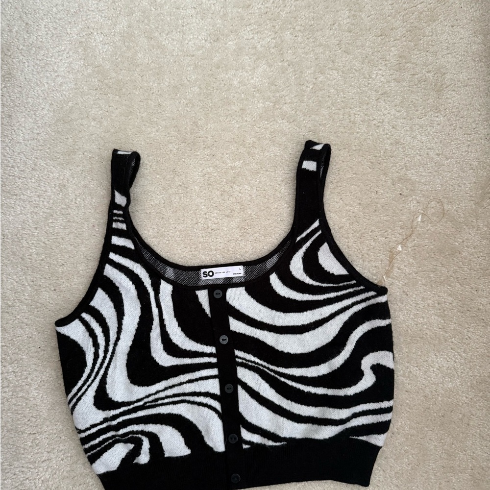 SO Black and White Graphic Crop Tank Top